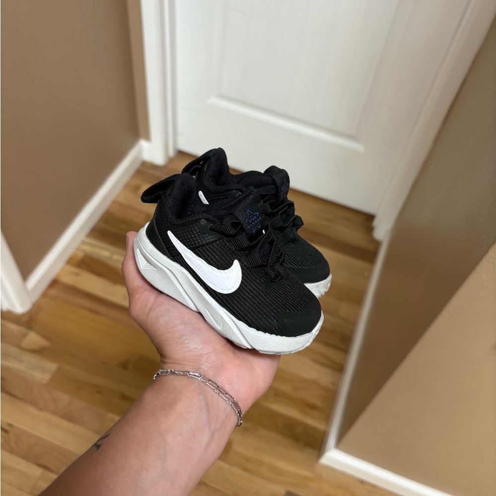 BRAND NEW 3C Nikes